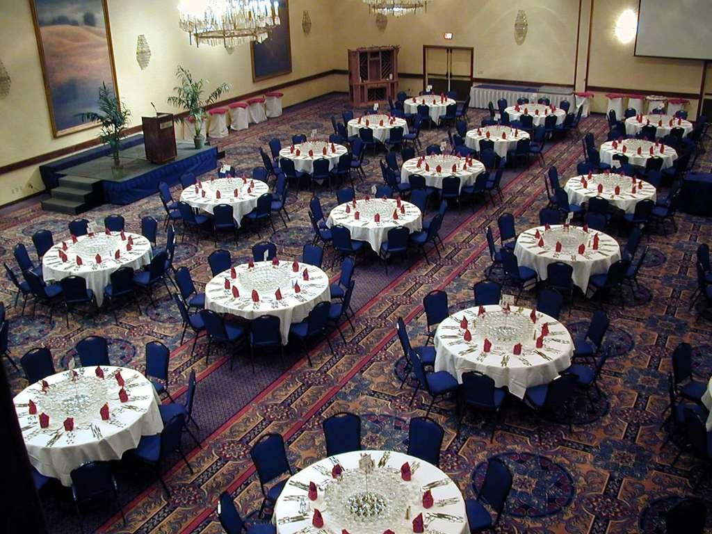 Doubletree By Hilton Hotel & Executive Meeting Center Omaha-Downtown Facilities photo